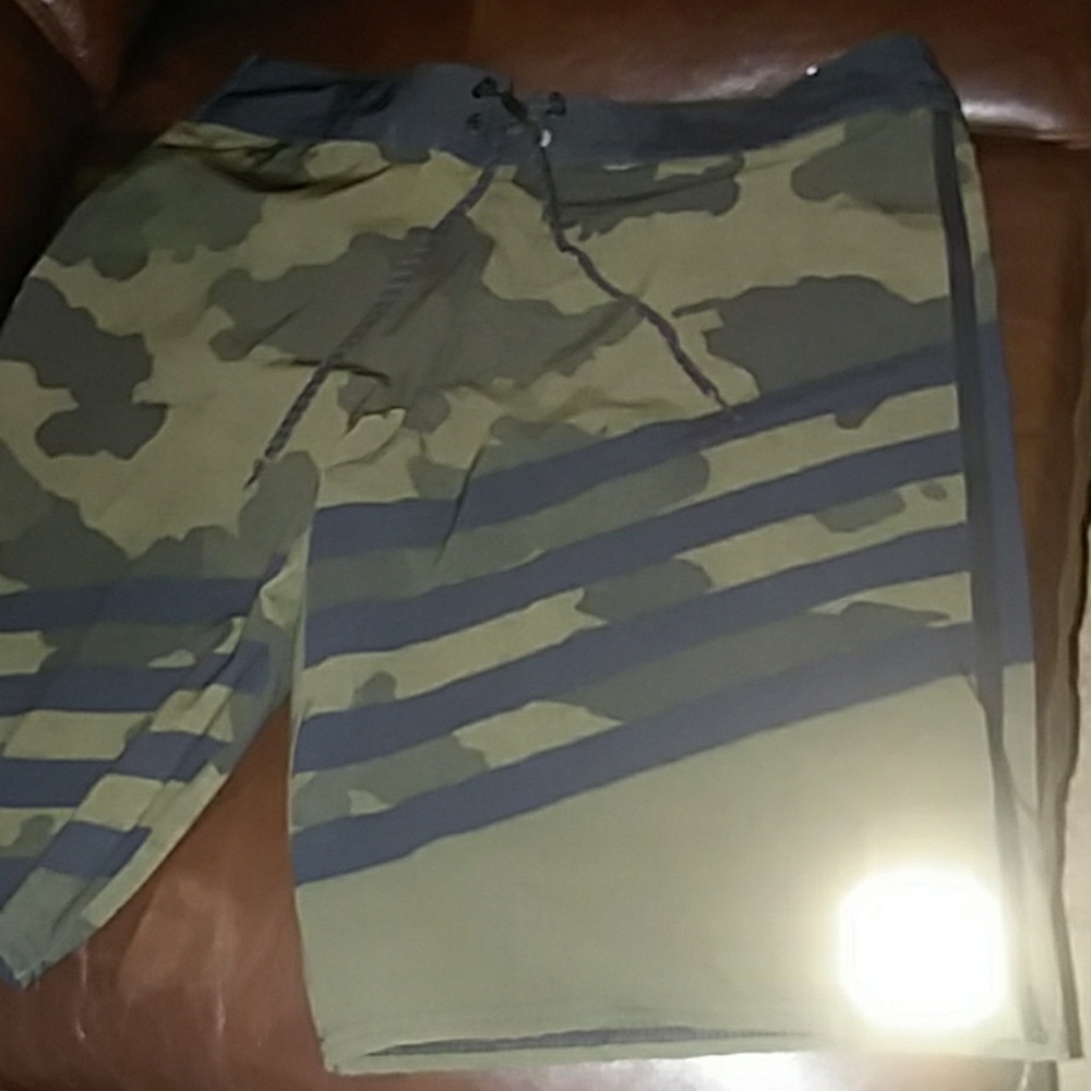 Billabong size 33 surf shorts